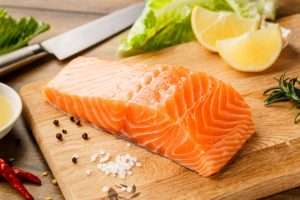 Simak 5 Manfaat Kesehatan Nutrisi Ikan Salmon Dalam SOP 100